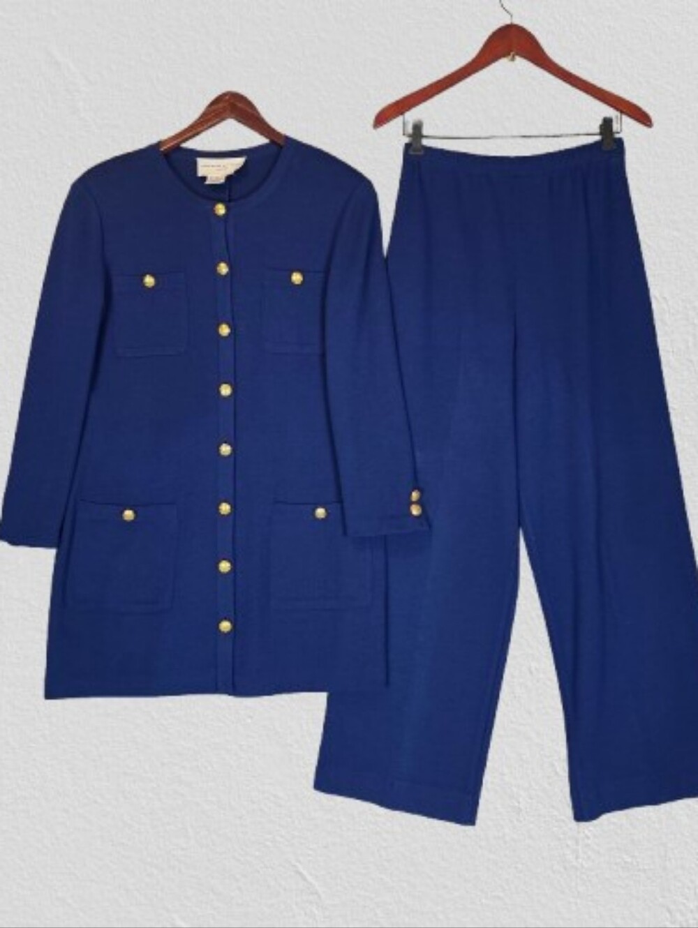 Vintage Adrienne Vittadini Classic Gold Button Sweater Pant Suit Royal Blue W10